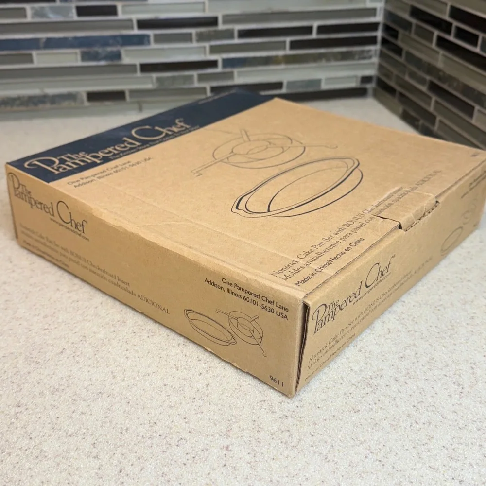 NEW The Pampered Chef Nonstick Cake Pan Set (3) w/ Checkerboard Insert 9611 NIB